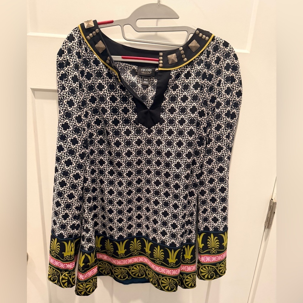Nicole Miller Embellished Tunic Top M Boho Print Gold Beaded Trim Black White